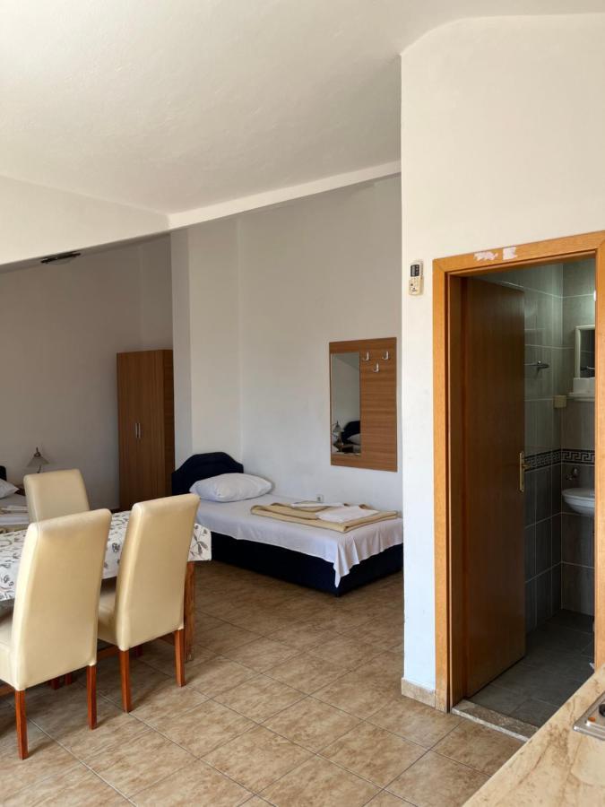 Apartmani Goran I Jelena Zec Budua Esterno foto